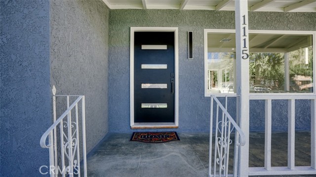 1115 Scott Road photo 2