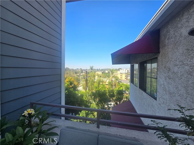 Detail Gallery Image 8 of 11 For 730 W 4th St #120,  Long Beach,  CA 90802 - 2 Beds | 2 Baths