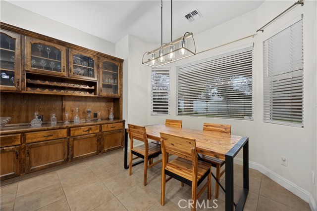 Detail Gallery Image 19 of 33 For 9905 Lightner Way, Bakersfield,  CA 93311 - 3 Beds | 2/1 Baths