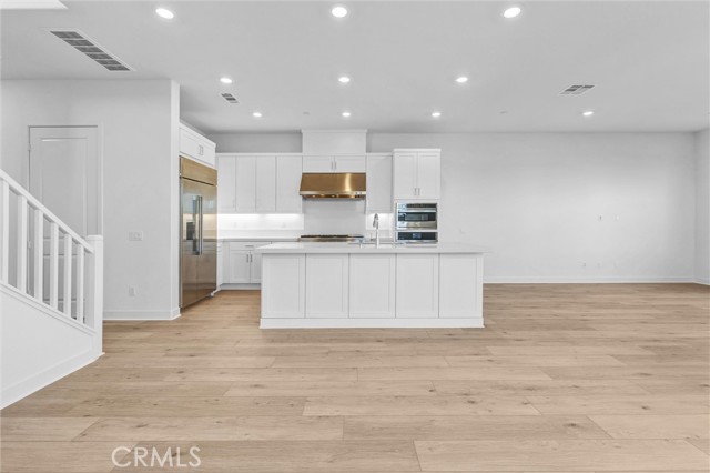 Detail Gallery Image 7 of 58 For 2058 Hollyleaf, Montebello,  CA 90640 - 5 Beds | 4 Baths