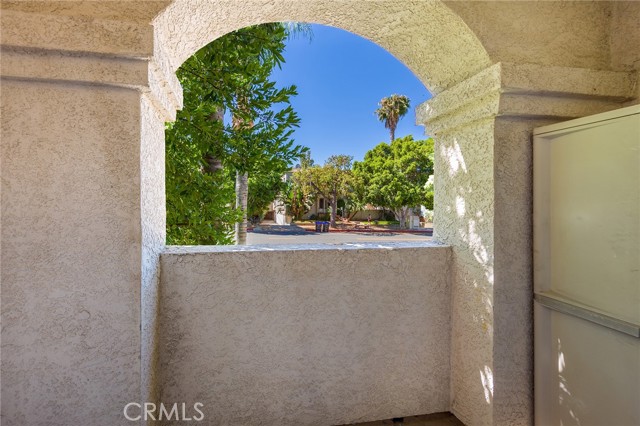 Detail Gallery Image 14 of 17 For 347 W Stocker St #110,  Glendale,  CA 91202 - 2 Beds | 2 Baths