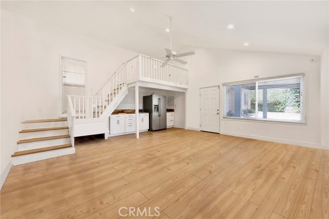 18930 Wells Drive, Tarzana CA: https://media.crmls.org/medias/4241891a-a700-46d8-990c-fff2281d2e72.jpg