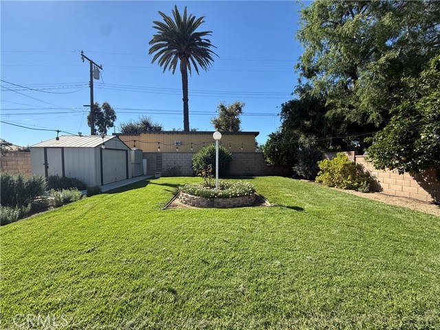 Detail Gallery Image 4 of 27 For 4917 Burnaby Dr, Covina,  CA 91724 - 3 Beds | 2 Baths