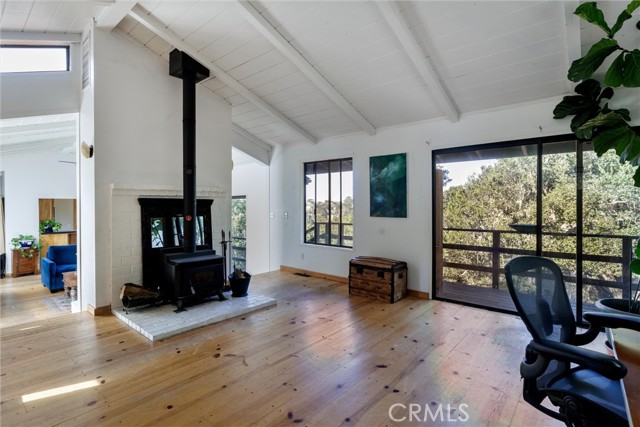 Detail Gallery Image 9 of 33 For 870 Suffolk St, Cambria,  CA 93428 - 3 Beds | 2/1 Baths