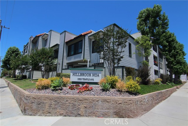 1903 Temple Ave #201, Signal Hill, CA 90755