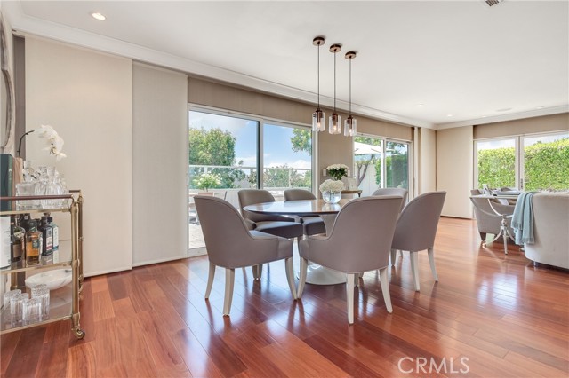 Detail Gallery Image 11 of 27 For 2897 Chateau Way, Laguna Beach,  CA 92651 - 3 Beds | 2 Baths
