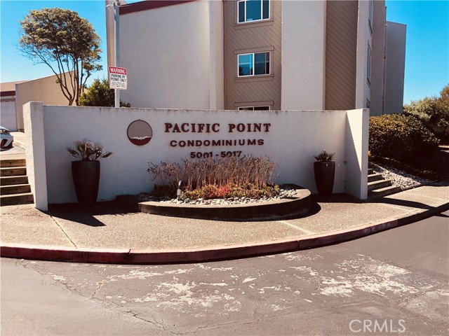 Detail Gallery Image 1 of 29 For 5015 Palmetto Ave #1,  Pacifica,  CA 94044 - 2 Beds | 2 Baths