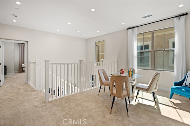 146 Tomahawk, Irvine CA: https://media.crmls.org/medias/42462bc2-798c-4947-98a1-b7b339593ae6.jpg