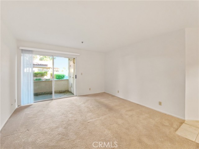5728 Oak Bend Ln Unit 202, Oak Park, CA 91377 photo 4