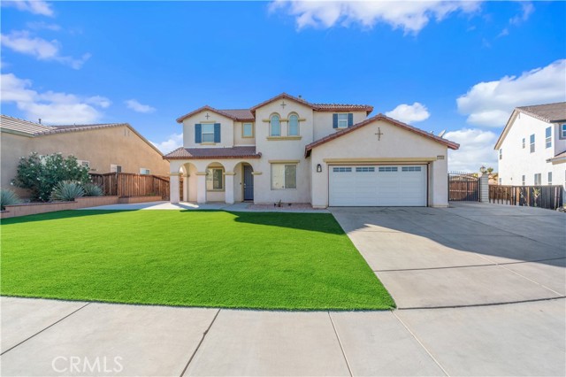 Detail Gallery Image 1 of 55 For 10984 Cochita Ln, Victorville,  CA 92392 - 5 Beds | 4/1 Baths