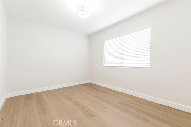 10415 Wish Avenue, Granada Hills CA: https://media.crmls.org/medias/4247dab6-ac15-4096-979a-51174403e1af.jpg