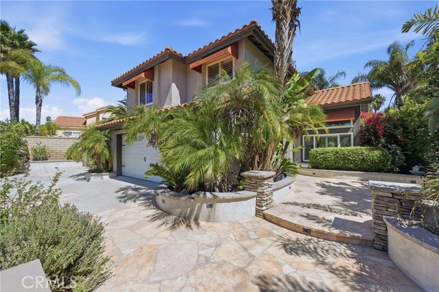 Detail Gallery Image 2 of 58 For 39710 Almansa Ct, Murrieta,  CA 92562 - 4 Beds | 2/1 Baths