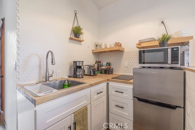 Detail Gallery Image 29 of 43 For 721 Bear Mountain Rd, Big Bear City,  CA 92314 - 3 Beds | 2/1 Baths