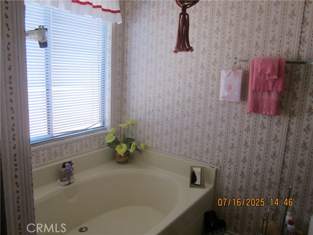 Detail Gallery Image 11 of 24 For 3420 Bent Tree Dr, Santa Maria,  CA 93455 - 2 Beds | 2 Baths