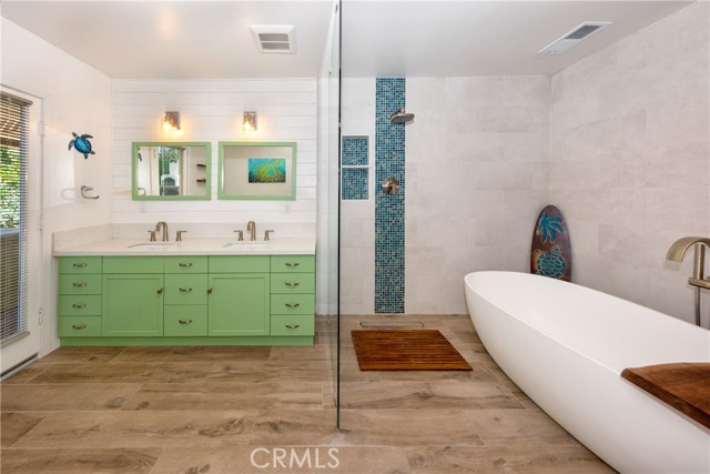 Detail Gallery Image 16 of 30 For 12441 Daryl Ave, Granada Hills,  CA 91344 - 3 Beds | 2/1 Baths