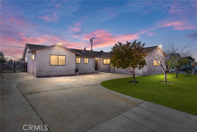 Detail Gallery Image 1 of 1 For 5527 Armsley St, Montclair,  CA 91763 - 4 Beds | 2 Baths