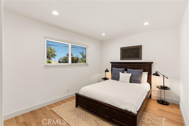 21292 Bulkhead Circle, Huntington Beach CA: https://media.crmls.org/medias/4249cfd4-b883-4826-bb01-8cded11c9a79.jpg