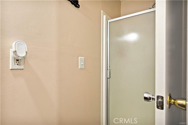 25576 Hi Lane, Twin Peaks CA: https://media.crmls.org/medias/424a32f7-8932-419c-8ee6-a437a7779fe2.jpg