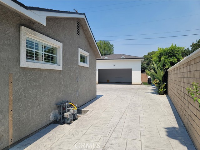 18001 Osborne Street, Sherwood Forest CA: https://media.crmls.org/medias/424a58df-bf75-4076-accc-21f0c1f146fa.jpg