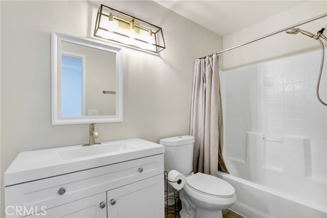 Detail Gallery Image 11 of 15 For 3701 Camino Anguilla, Riverside,  CA 92503 - 3 Beds | 2/1 Baths