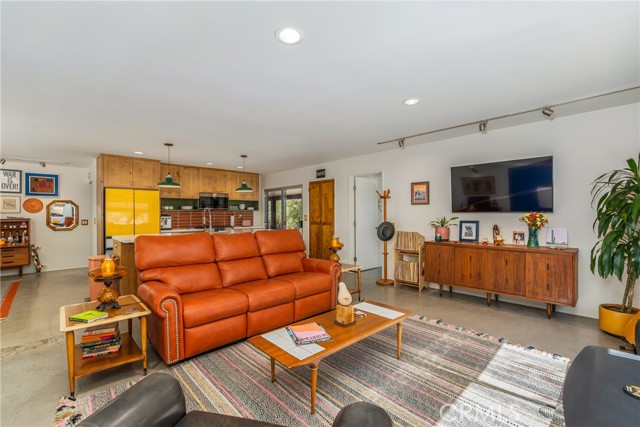 Detail Gallery Image 32 of 75 For 49121 Cedar Dr, Morongo Valley,  CA 92256 - 3 Beds | 2 Baths