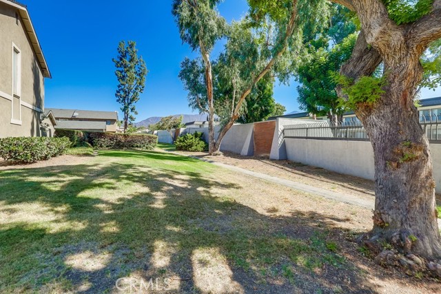 3888 Chelsea Drive, La Verne CA: https://media.crmls.org/medias/424c4b03-b355-4146-b053-b48b7459151c.jpg
