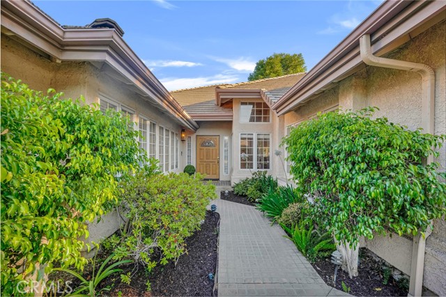 Detail Gallery Image 7 of 55 For 18830 Beechtree Ln, Porter Ranch,  CA 91326 - 5 Beds | 4/1 Baths