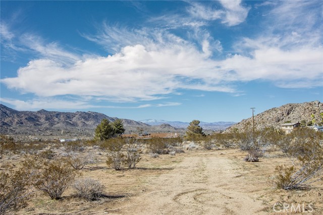 8776 Uphill Road, Joshua Tree, California 92252, ,Land,For Sale,8776 Uphill Road,CRJT23003315