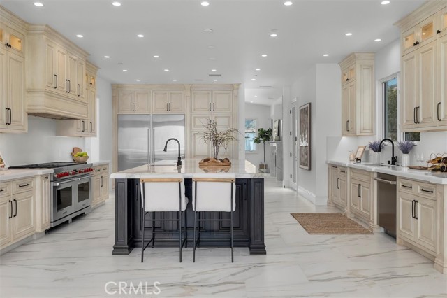 Detail Gallery Image 19 of 72 For 32042 Isthmus View Dr, Rancho Palos Verdes,  CA 90275 - 6 Beds | 6/2 Baths