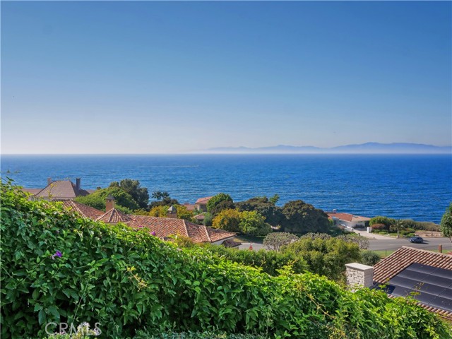 584 Via Almar, Palos Verdes Estates, California 90274, 3 Bedrooms Bedrooms, ,5 BathroomsBathrooms,Residential,Sold,Via Almar,PV21199085