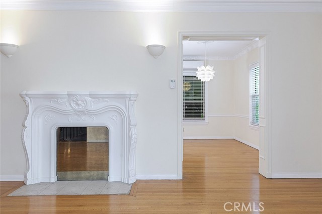Detail Gallery Image 12 of 37 For 5966 San Vicente Bld #3,  Los Angeles,  CA 90019 - 1 Beds | 1 Baths
