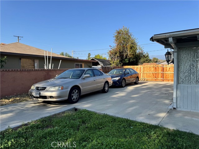 2064 E Campus Way, Hemet CA: https://media.crmls.org/medias/424ec314-cbdf-44b4-8b25-731ae72dd638.jpg