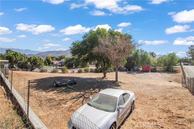 32809 Crown Valley Road, Acton CA: https://media.crmls.org/medias/424f2564-33f6-4aae-aea2-4aff9266f2f6.jpg