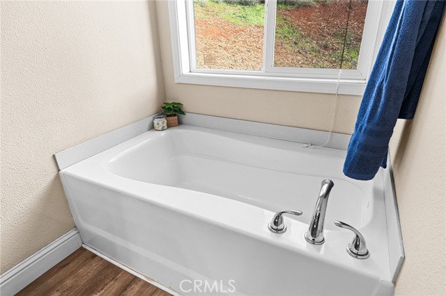 Detail Gallery Image 17 of 47 For 8606 Skyway, Paradise,  CA 95969 - 3 Beds | 2 Baths