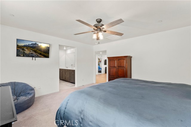 6283 Big Bend Way, Jurupa Valley CA: https://media.crmls.org/medias/42506bab-8c89-4b1d-9162-c785af908592.jpg
