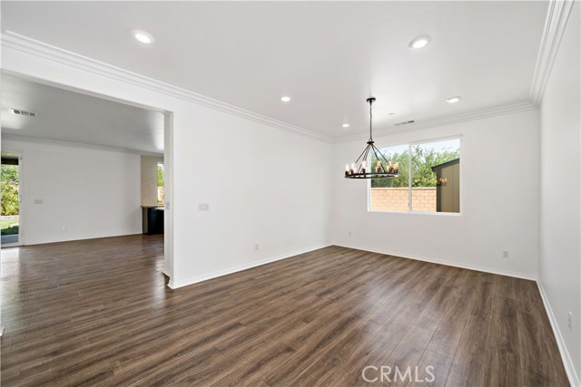 35646 Athena Court, Winchester CA: https://media.crmls.org/medias/4250e4eb-d819-4d30-88df-2d10f5b9e5f1.jpg