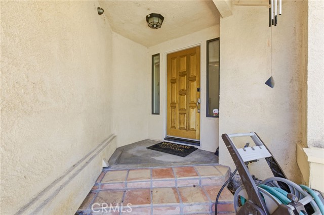 Detail Gallery Image 4 of 56 For 10649 Village Rd, Moreno Valley,  CA 92557 - 4 Beds | 3 Baths