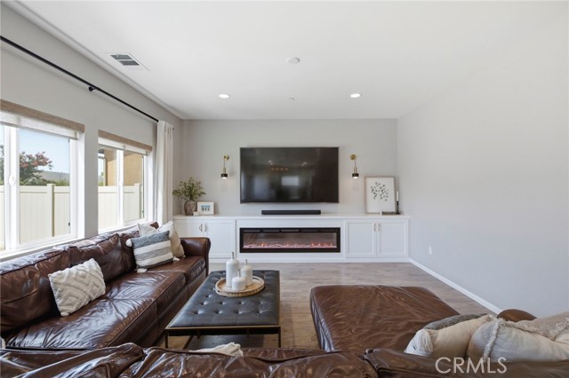 Front Image Thumbnail for CRSW26184082