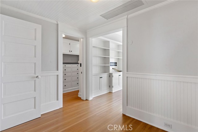 404 17th Street, Manhattan Beach, California 90266, 3 Bedrooms Bedrooms, ,2 BathroomsBathrooms,Residential,Sold,17th,SB21090546