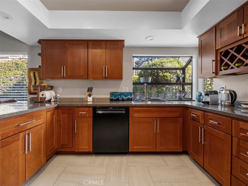 4251468f 7e6f 4ffe A72b 1c8601a44eb4