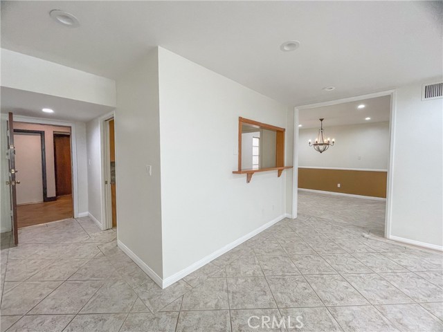 Detail Gallery Image 12 of 52 For 15248 Dickens St #105,  Sherman Oaks,  CA 91403 - 2 Beds | 2 Baths