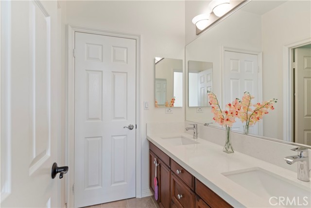 Detail Gallery Image 33 of 69 For 15720 Glendon Creek Ct, Riverside,  CA 92503 - 5 Beds | 4/1 Baths