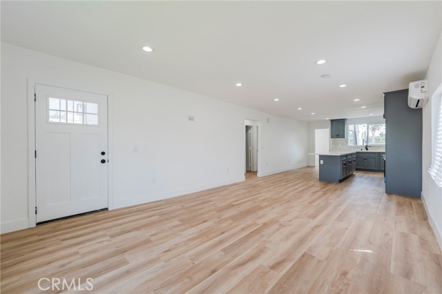 11431 Lee Lane, El Monte CA: https://media.crmls.org/medias/4251ed9b-96f1-4a82-aae2-5a2005919071.jpg