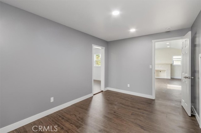 Detail Gallery Image 20 of 65 For 1521 N Bonnie Beach, Los Angeles,  CA 90063 - 5 Beds | 2/1 Baths