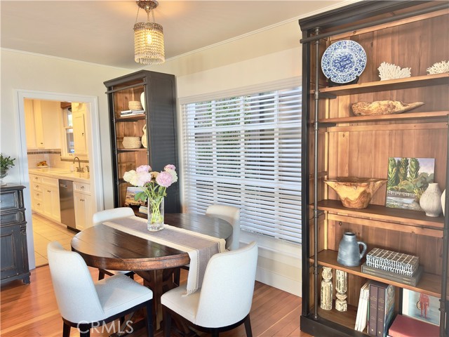 Detail Gallery Image 18 of 38 For 162 Sunset Terrace, Laguna Beach,  CA 92651 - 4 Beds | 2 Baths