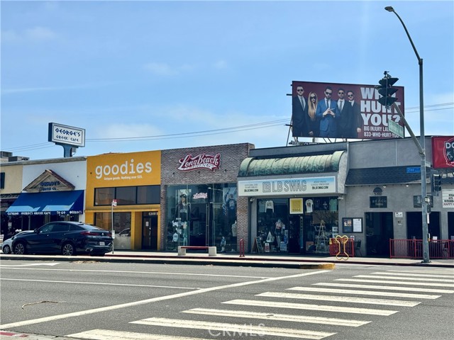 108 Bennett Avenue, Long Beach CA: https://media.crmls.org/medias/4253d2f1-5f6f-42e5-9de6-1fb6be83b479.jpg
