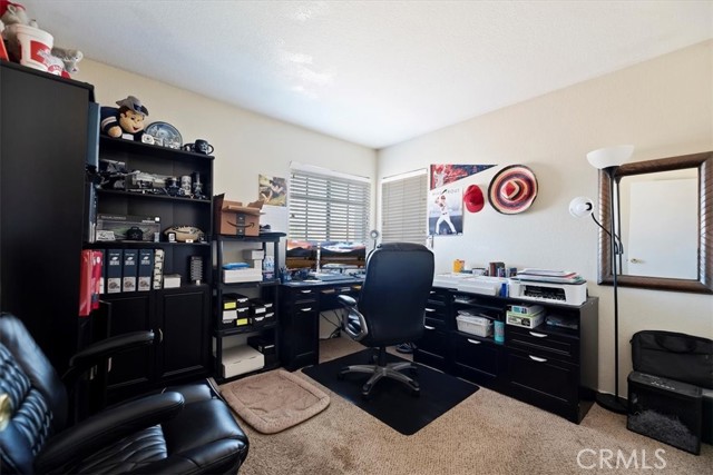 429 Colfax Circle, Corona CA: https://media.crmls.org/medias/42543791-bb65-4739-a202-bc51fb7741c4.jpg