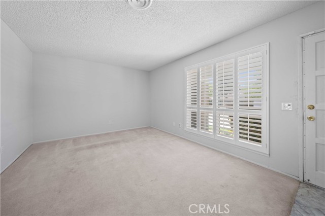 44150 30th W Street, Lancaster CA: https://media.crmls.org/medias/4254f9e9-cee5-4bca-bc0a-7f458d726e35.jpg