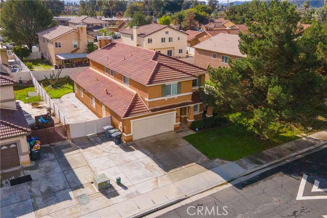 2096 Wild Thyme, San Jacinto CA: https://media.crmls.org/medias/42550cef-e7b9-4ebb-86f5-a2313d29d29d.jpg