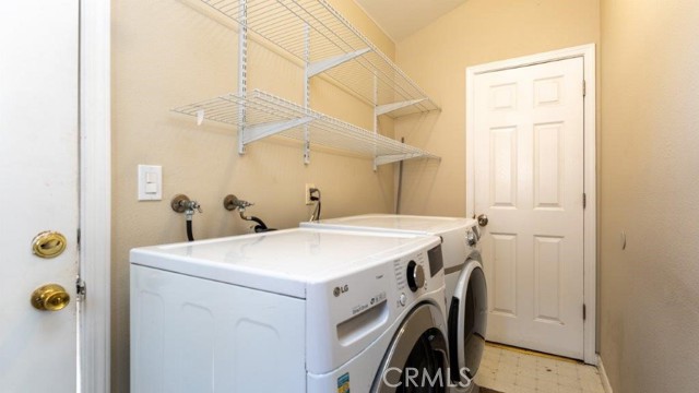 Detail Gallery Image 44 of 52 For 1292 Plum St, San Jose,  CA 95110 - 4 Beds | 4/1 Baths